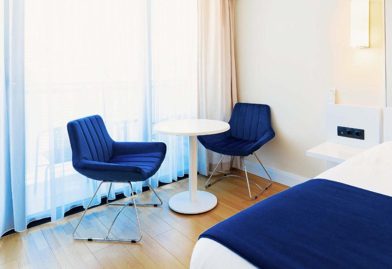 Elegance Sea View Aparthotel In Orbi City Batoumi Extérieur photo