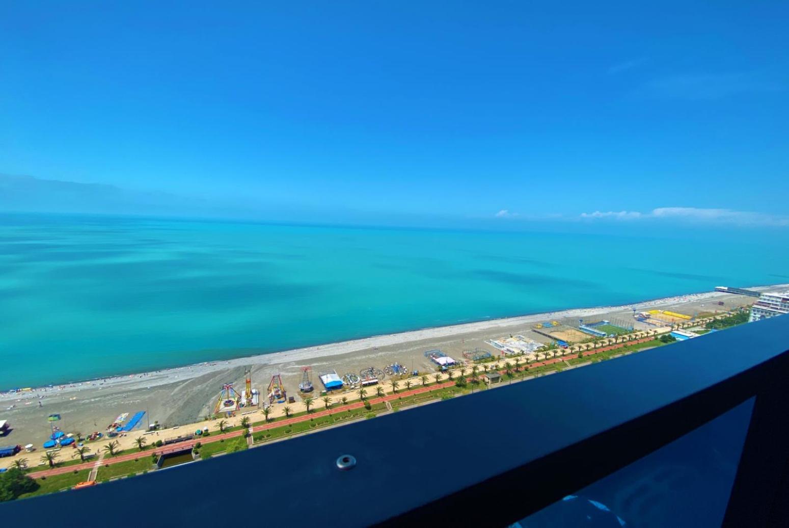 Elegance Sea View Aparthotel In Orbi City Batoumi Extérieur photo